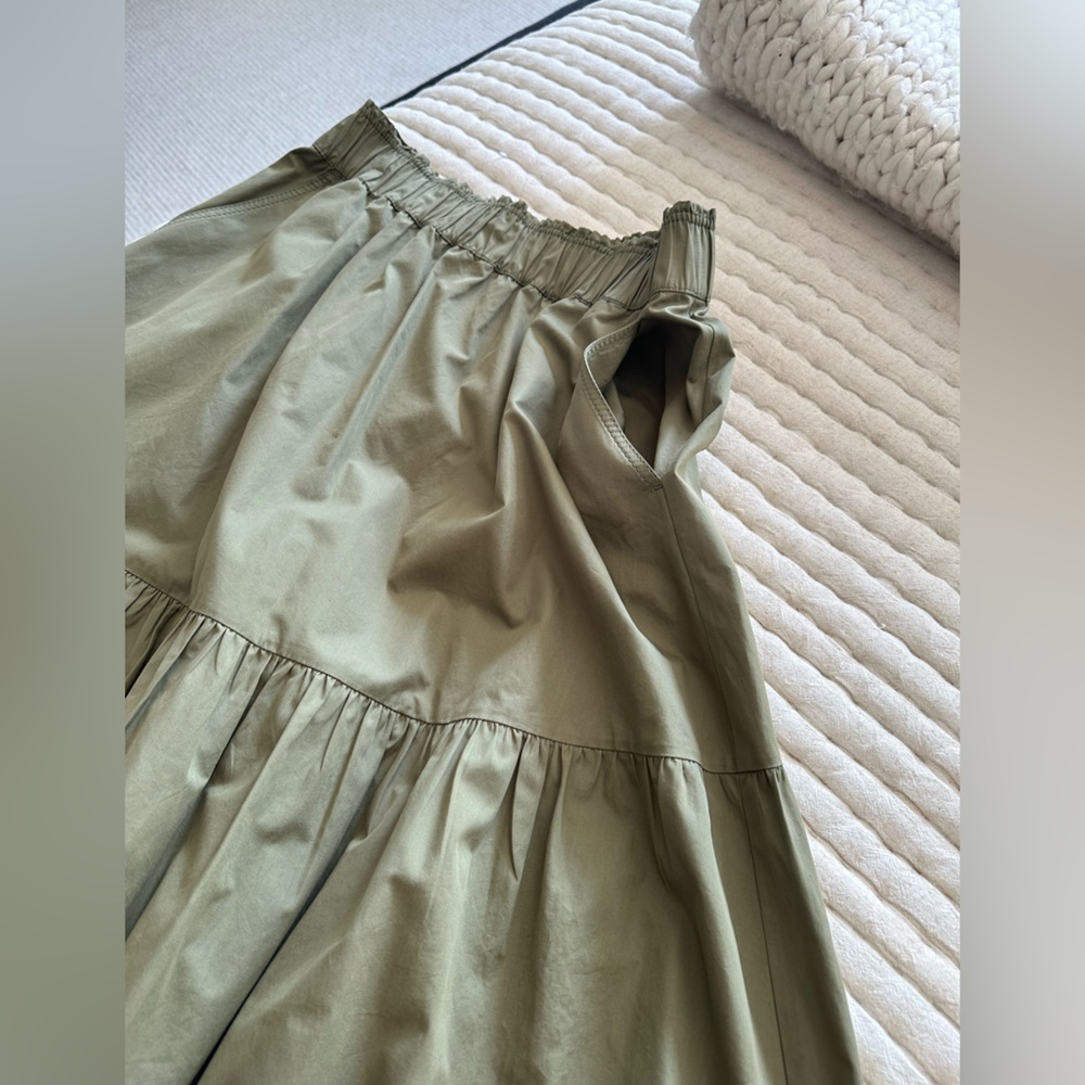 Lafayette 148 New York skirt size medium - Picture 8 of 12